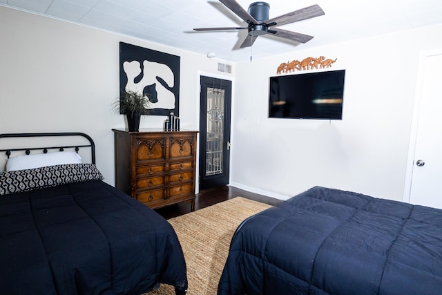 22515 E 10 Mile Rd, Saint Clair Shores, MI 48080 - bedroom featuring wood finished floors and ceiling fan