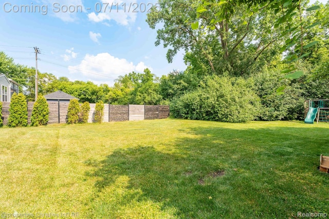 2962 Iowa Dr, Troy, MI 48083 - view of yard with a playground