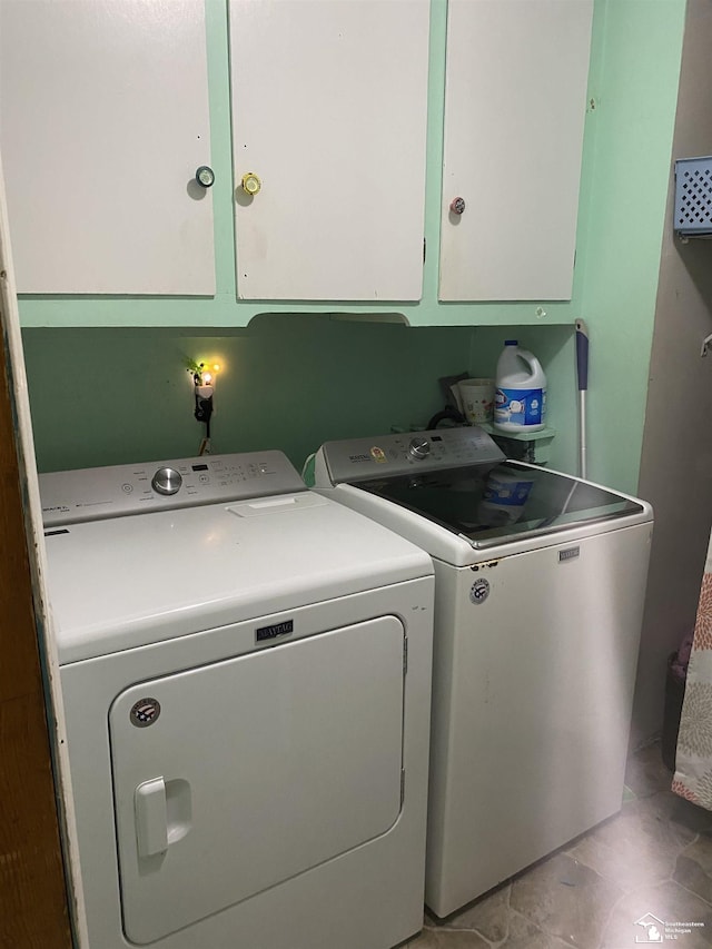 15427 Keegan Rd, Monroe, MI 48161 - laundry area featuring independent washer and dryer and cabinet space