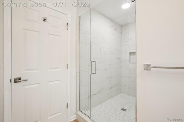 10746 Winthrop, Pinckney, MI 48169 - bathroom with a shower stall