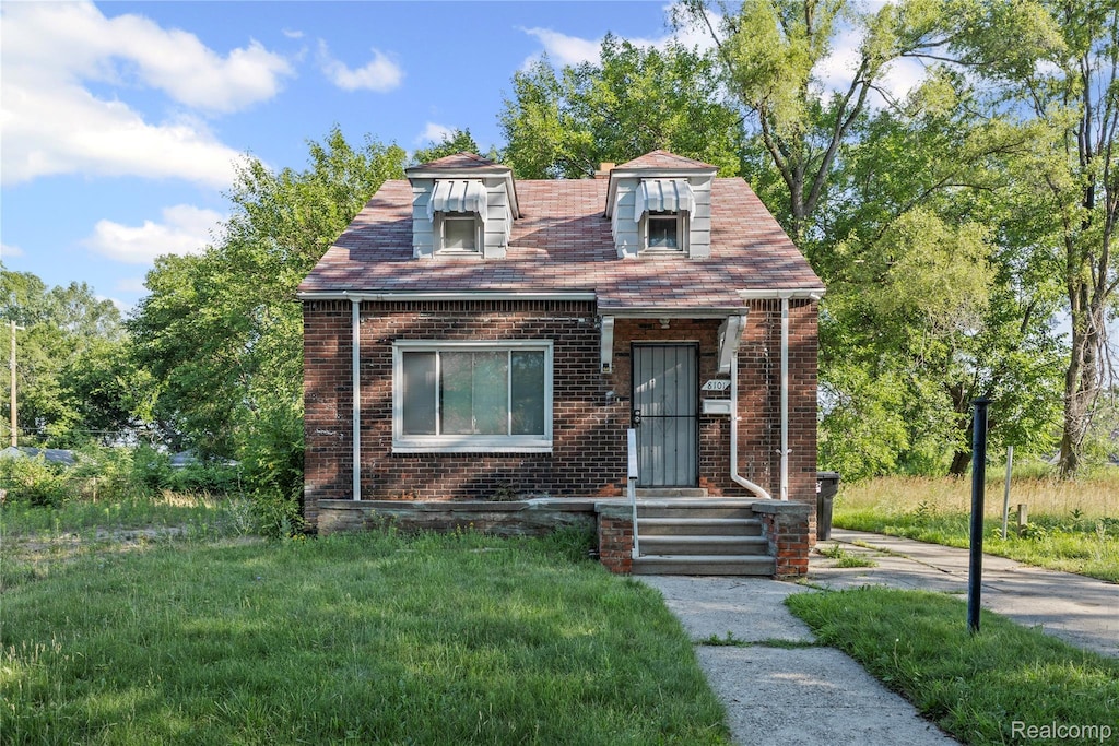 8101 Molena St, Detroit, MI 48234 - view of front of house featuring brick siding