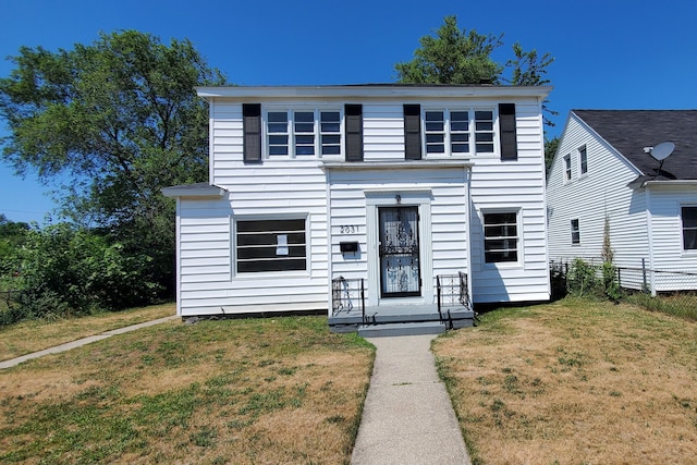 2031 Baker St, Muskegon, MI 49444 - view of traditional-style house