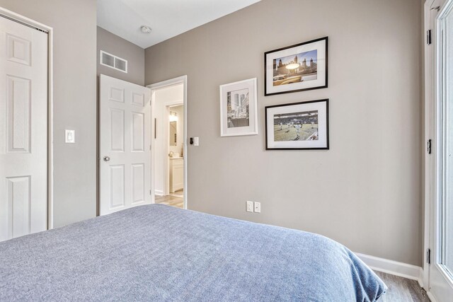 32 Walden Way, New Buffalo, MI 49117 - bedroom featuring baseboards