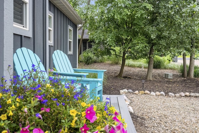 32 Walden Way, New Buffalo, MI 49117 - view of yard