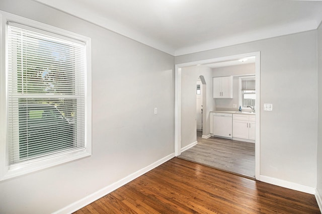 32911 Brown St, Garden City, MI 48135 - photo 8