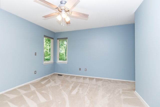 266 Westover Ave, Ann Arbor, MI 48103 - empty room featuring light carpet and a ceiling fan