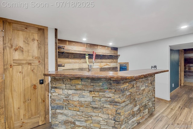 8400 Oak Shade Ct, Davison, MI 48423 - indoor bar featuring light wood finished floors and recessed lighting