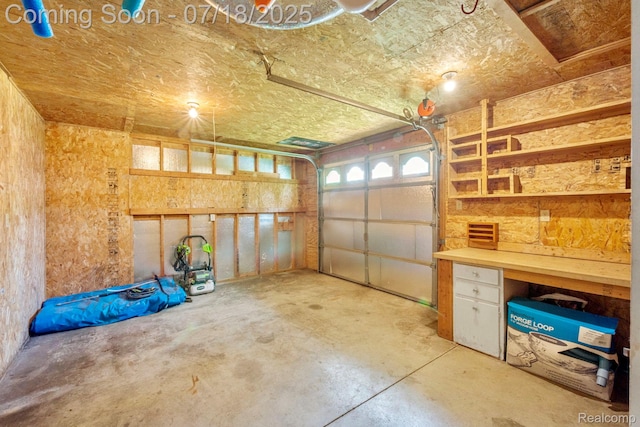 8400 Oak Shade Ct, Davison, MI 48423 - view of garage