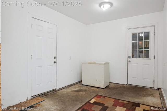 5045 Pine Knob Trl, Clarkston, MI 48346 - view of laundry area