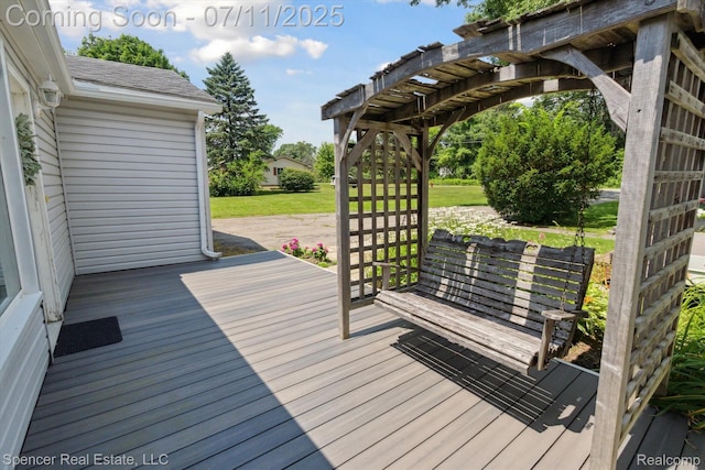 5045 Pine Knob Trl, Clarkston, MI 48346 - deck featuring a yard