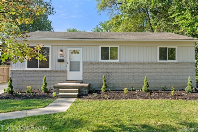 13738 Toepfer Rd, Warren, MI 48089 - photo 1