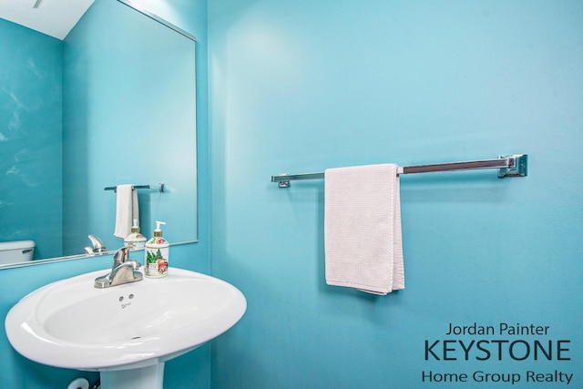 3508 River Run St, Wyoming, MI 49418 - bathroom with a sink and toilet