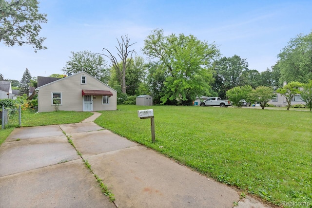 14734 Collinson Ave, Eastpointe, MI 48021 - photo 18