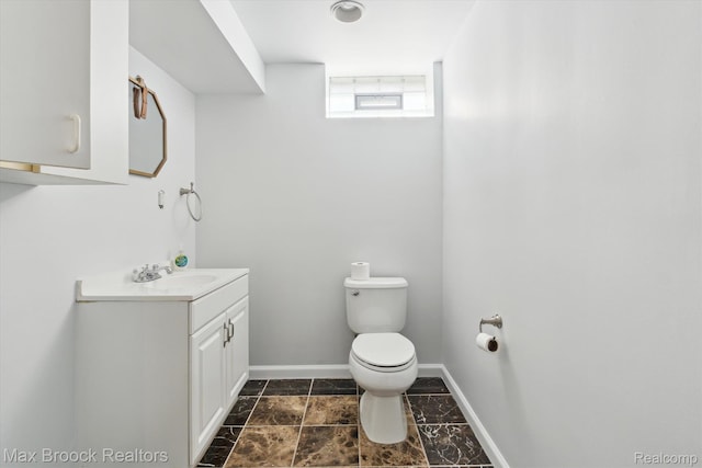 147 Euclid St, Mount Clemens, MI 48043 - bathroom featuring toilet and vanity