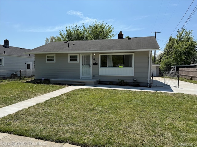 147 Euclid St, Mount Clemens, MI 48043 - view of front of house featuring a chimney