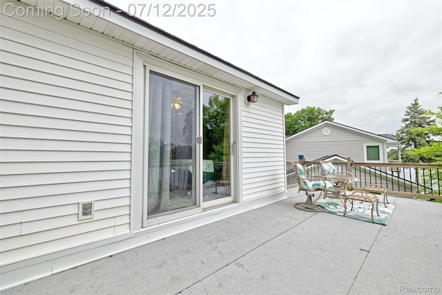 1962 Lake Pointe Dr, Ortonville, MI 48462 - view of patio