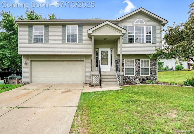 3322 Herrington Dr, Holly, MI 48442 - photo 1
