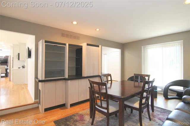 33234 Walnut Ln, Farmington Hills, MI 48334 - dining room with light wood-type flooring and recessed lighting