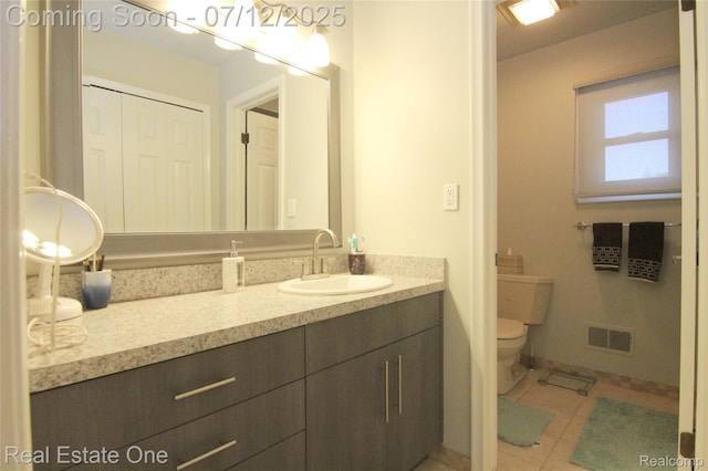 33234 Walnut Ln, Farmington Hills, MI 48334 - bathroom featuring vanity and tile patterned floors