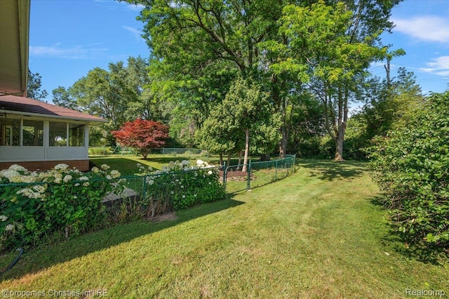 30700 Marimoor St, Beverly Hills, MI 48025 - view of yard