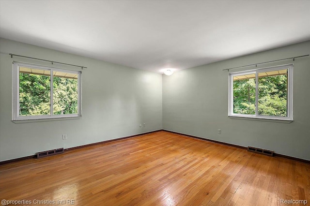 30700 Marimoor St, Beverly Hills, MI 48025 - unfurnished room featuring healthy amount of natural light and light wood-style flooring