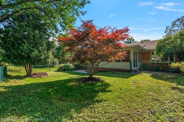 30700 Marimoor St, Beverly Hills, MI 48025 - view of fenced backyard