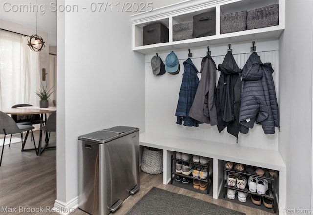 460 Lake Manitou Trl, Oxford, MI 48371 - mudroom featuring wood finished floors