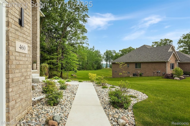 460 Lake Manitou Trl, Oxford, MI 48371 - view of green lawn
