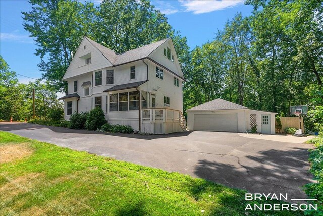 2099 Robinson Rd SE, Grand Rapids, MI 49506