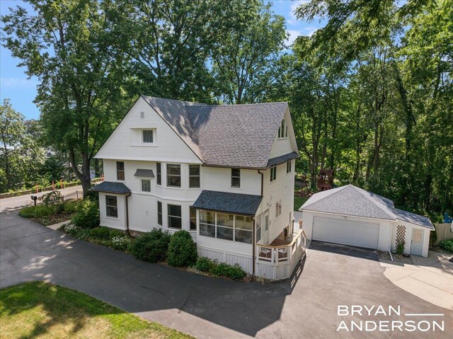 2099 Robinson Rd SE, Grand Rapids, MI 49506