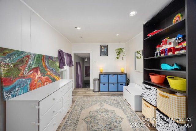 122 Dwight Ave SE, Grand Rapids, MI 49506 - bedroom featuring light wood-style floors and recessed lighting