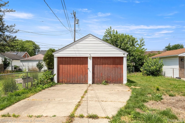 711 N Highland St, Dearborn, MI 48128 - view of detached garage