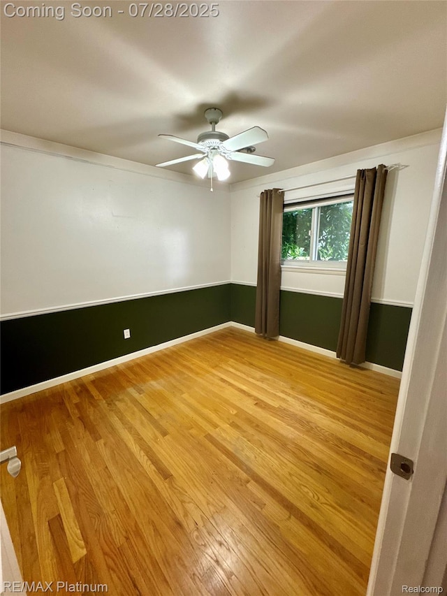 31605 Saint Martins St, Livonia, MI 48152 - photo 15