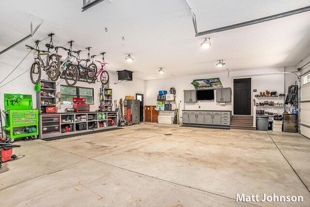 2771 Deer Run Rd, Muskegon, MI 49445 - view of garage
