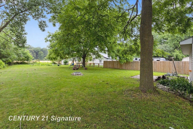 6357 Mackinaw Rd, Saginaw, MI 48604 - view of fenced backyard