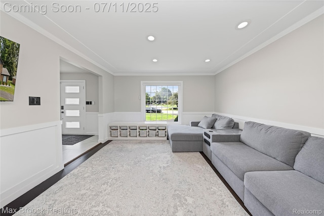 5534 Apple Ridge Trl, West Bloomfield, MI 48322 - living room with a wainscoted wall, crown molding, and recessed lighting