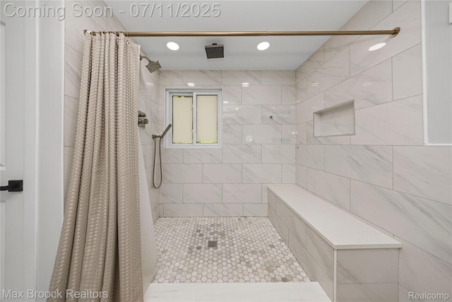 5534 Apple Ridge Trl, West Bloomfield, MI 48322 - full bathroom featuring tiled shower
