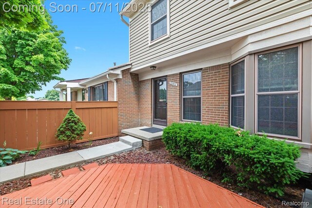 22302 Pondview, Novi, MI 48375