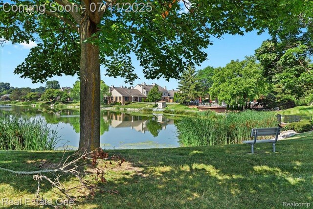 22302 Pondview, Novi, MI 48375