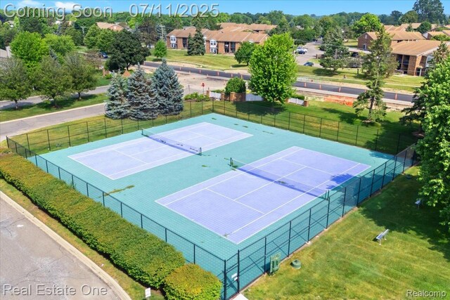 22302 Pondview, Novi, MI 48375