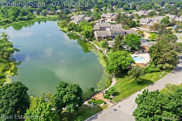 22302 Pondview, Novi, MI 48375