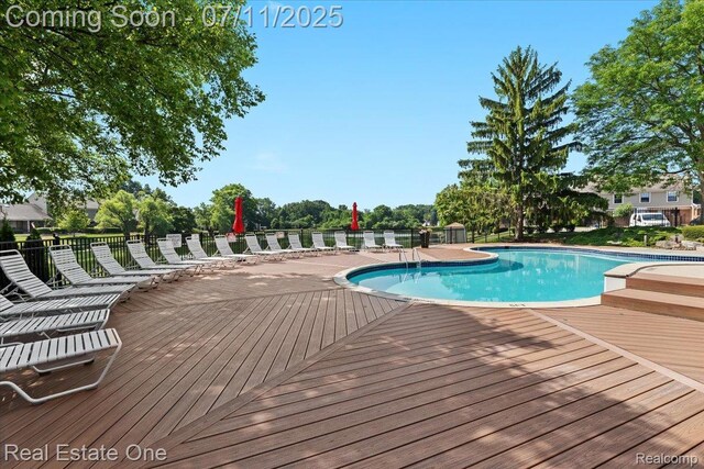 22302 Pondview, Novi, MI 48375