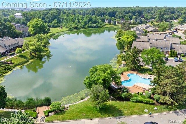 22302 Pondview, Novi, MI 48375