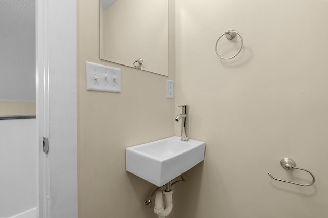 5743 107th Ave, Pullman, MI 49450 - bathroom featuring a sink