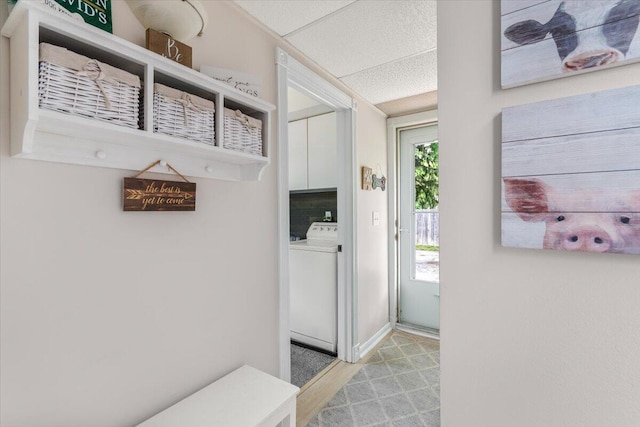 34066 Orangelawn St, Livonia, MI 48150 - mudroom featuring washer / clothes dryer and baseboards