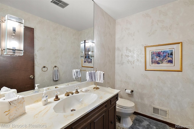 3350 Franklin Rd, Bloomfield Hills, MI 48302 - bathroom featuring vanity and wallpapered walls