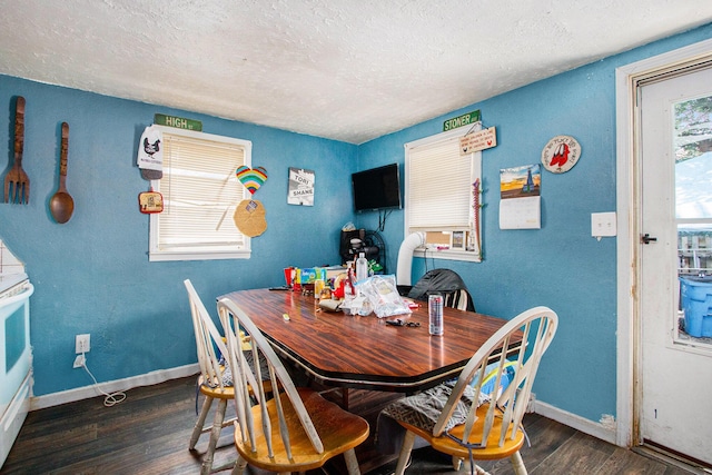 1638 Superior St, Niles, MI 49120 - dining room with wood finished floors and a textured ceiling