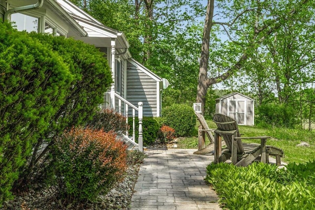 5515 Kaiser Rd, Sawyer, MI 49125 - view of patio featuring a storage shed