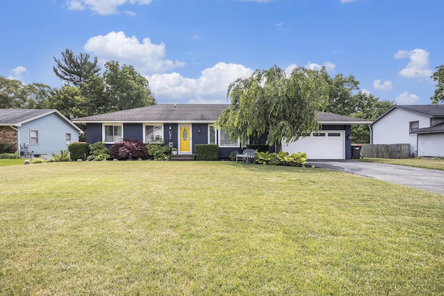 1440 Chevelle, Jenison, MI 49428 - single story home with driveway, an attached garage, and a shingled roof