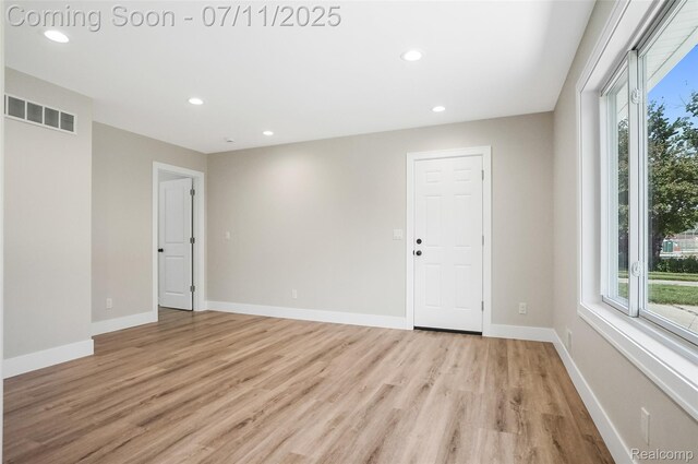 22222 Evergreen St, Macomb, MI 48082 - spare room featuring light wood finished floors and recessed lighting